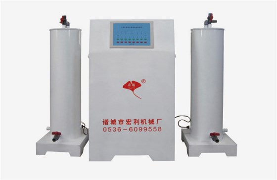 Chlorine dioxide generator